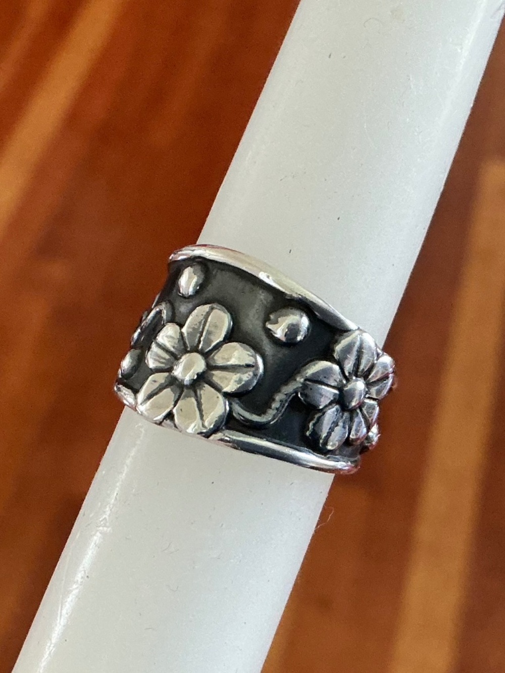 Vintage Mexico Sterling Silver Ring Signed Daisy Flower Band Oxidized Design - Picture 10 of 16